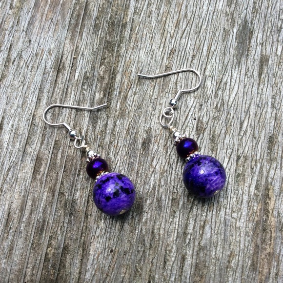 Purple and silver earrings - Picture 2 of 6